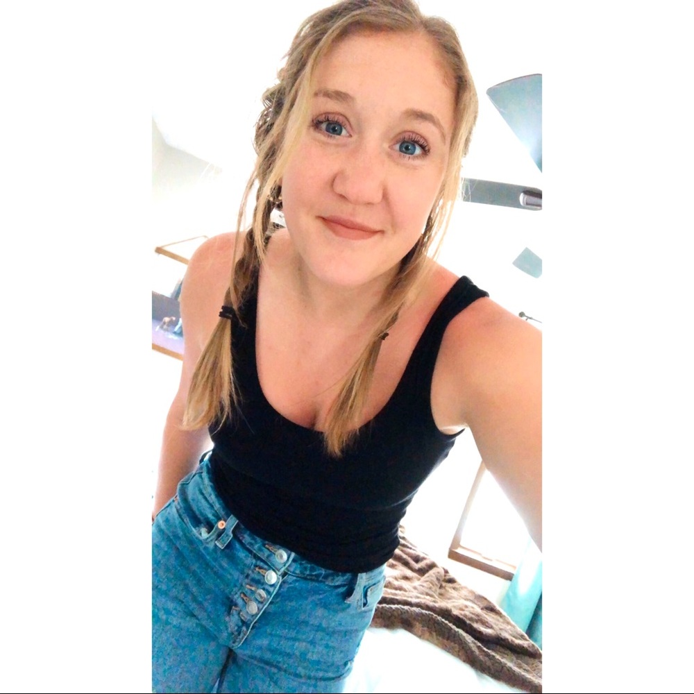 Meet your Posher, Kimberly